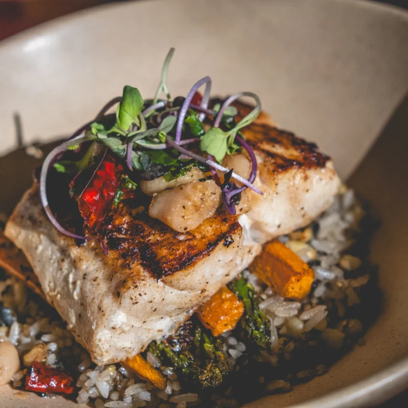 SUSTAINABLE CAUGHT FILLET MUSTARD MANGO SAUCE